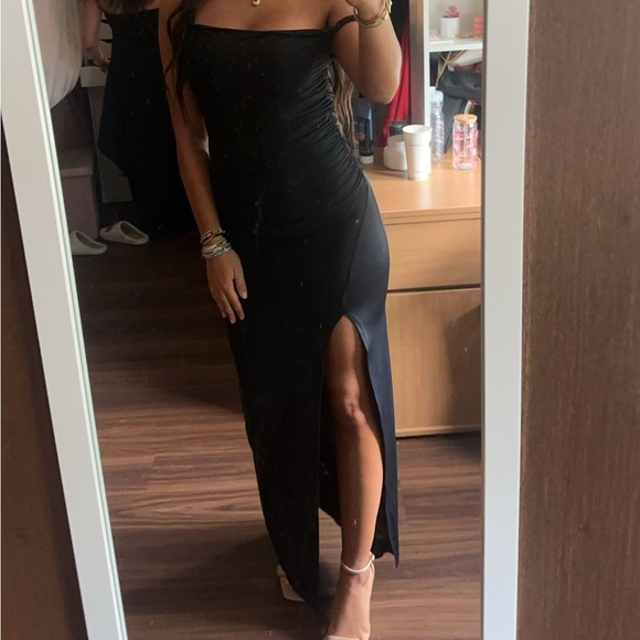 Lucy in the Sky Black Off-Shoulder Dress - Picture 2 of 2